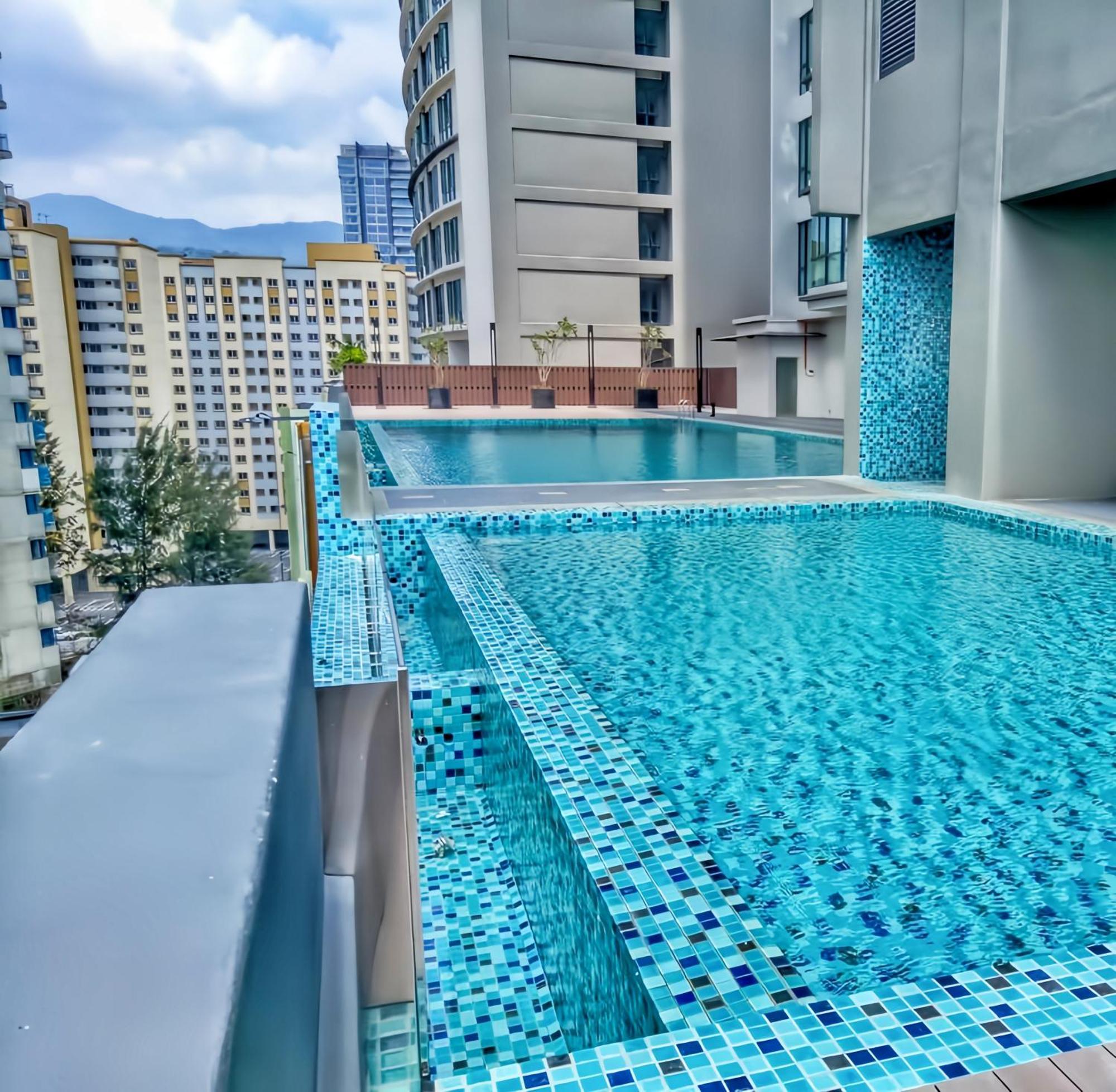 Jazz Service Suites Penang George Town Esterno foto